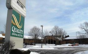 Quality Inn Valparaiso Indiana